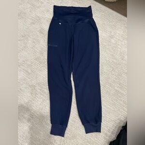 FIGS maternity jogger pants